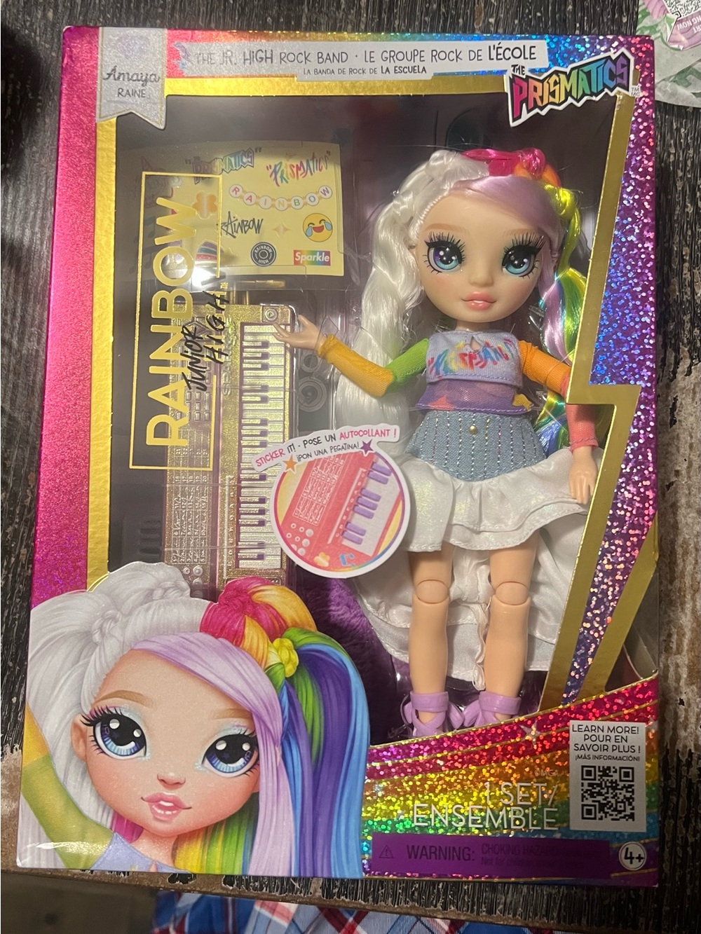 Rainbow Junior High ,The Prismatics Rainbow High Doll - Rainbow Outfit ,Amaya Ra